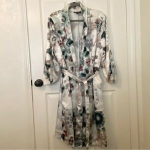 Floral satin duster